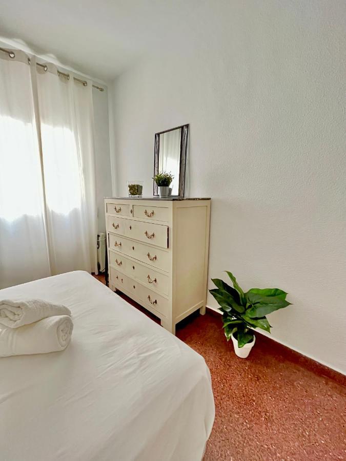 Vera Apartment, Acogedor Y Tranquilo En El Corazon De La Ciudad Antequera Exteriör bild