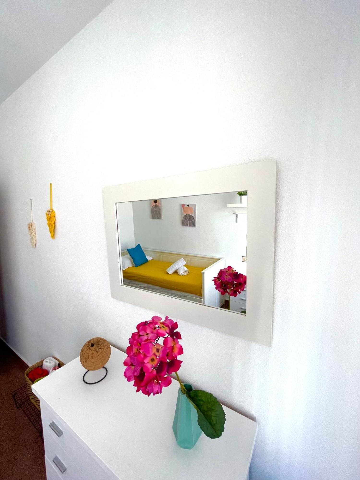 Vera Apartment, Acogedor Y Tranquilo En El Corazon De La Ciudad Antequera Exteriör bild